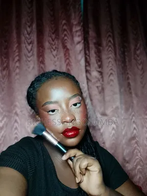 Service De Prestation Make-Up