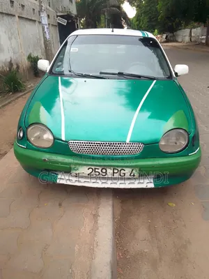 Toyota Corolla Liftback 2002 Vert