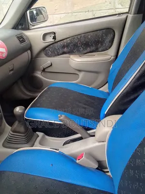 Toyota Corolla Liftback 2002 Vert