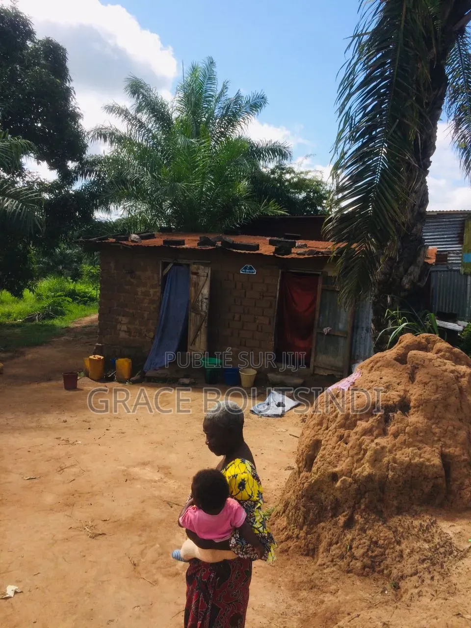 Parcelle À Vendre À Nganga Lingolo Après Le Péage Zone Kelé Kelé