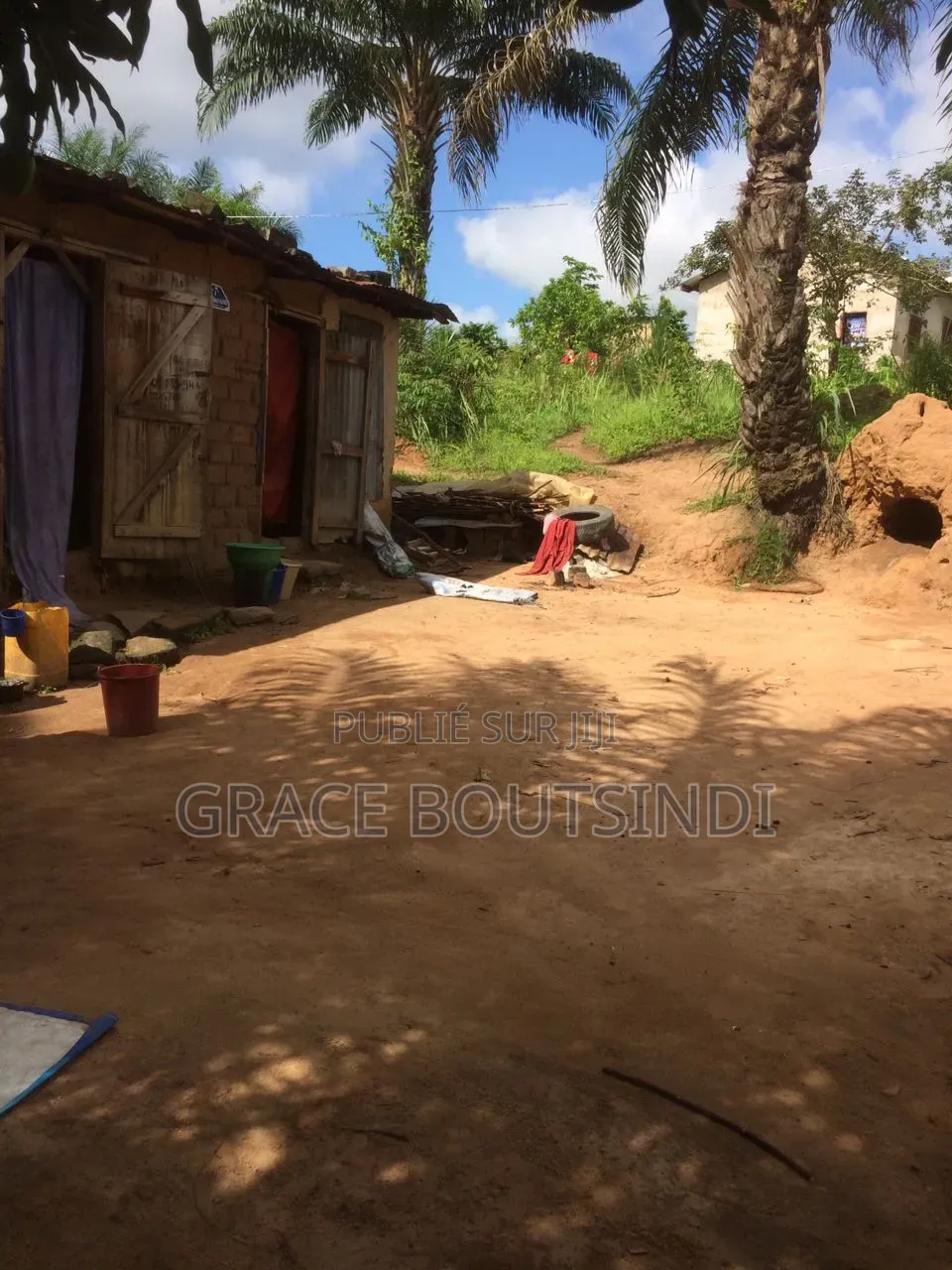 Parcelle À Vendre À Nganga Lingolo Après Le Péage Zone Kelé Kelé