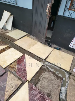 Reste Des Marbres De Maison