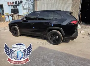 Toyota RAV4 2021 Gris