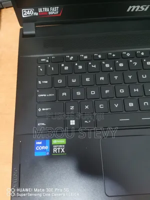 Nouveau MSI GS66 Stealth 11UH 16GB Nvidia HDD+SSD 512GB