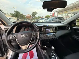 Toyota RAV4 Limited AWD (2.5L 4cyl 6A) 2016 Gris