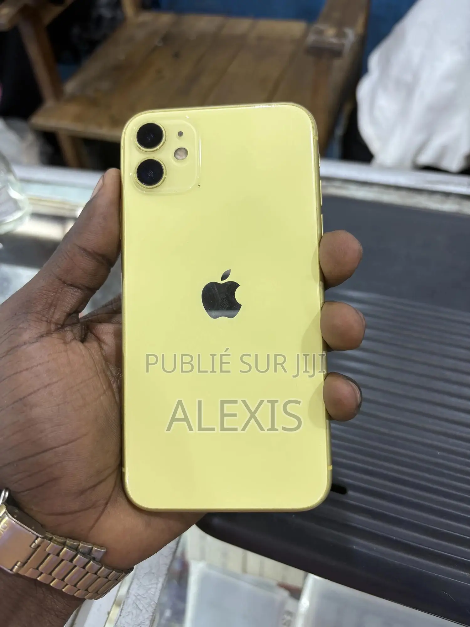 Apple iPhone 11 64 GB Jaune