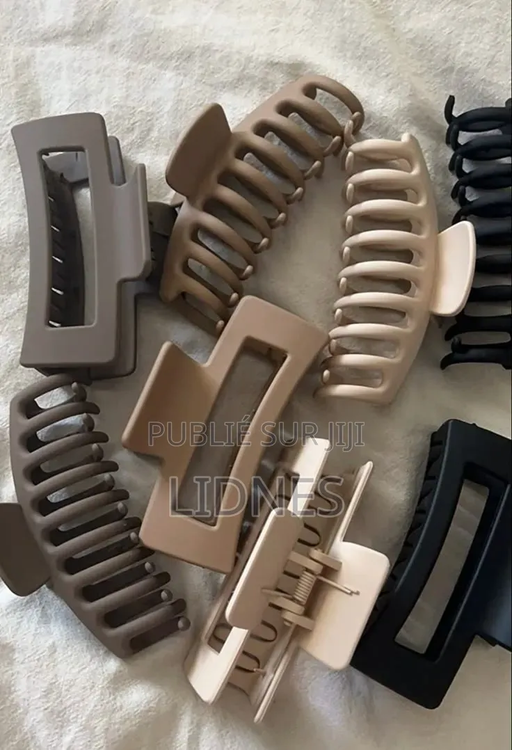 Accessoires De Cheveux Disponibles Venez Passer Les Commandes