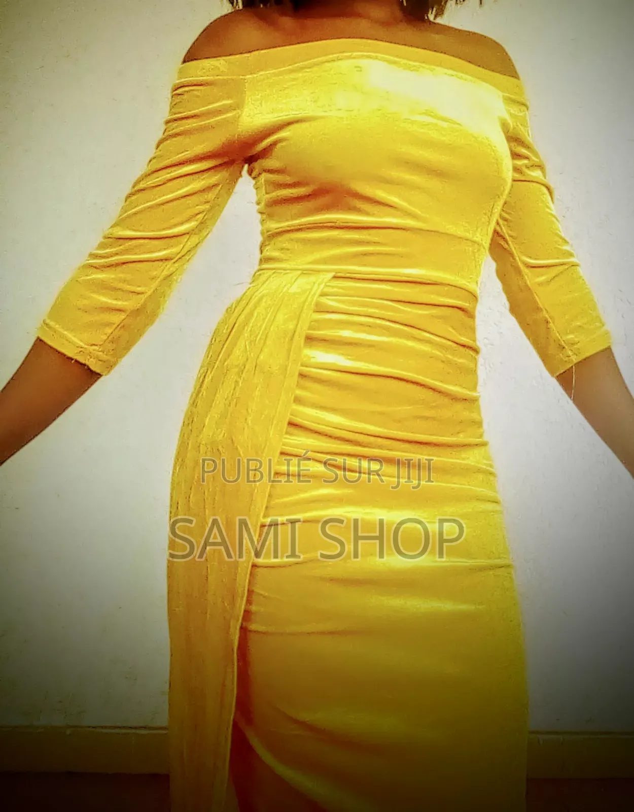 Robe Velours (Élégance Et Confiance en Une Seule Robe)