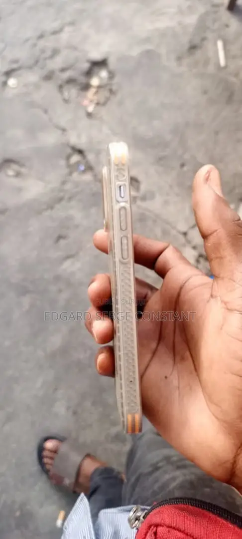 Nouveau Apple iPhone 12 128 GB Blanc