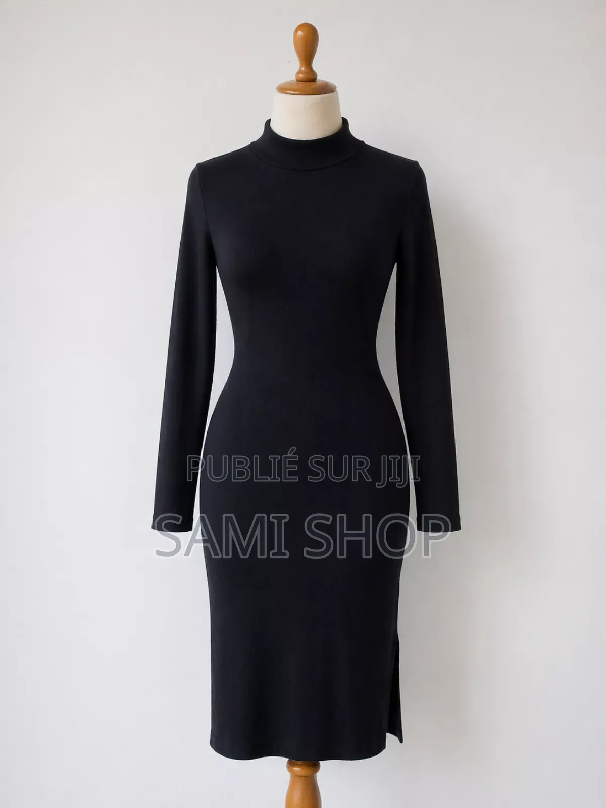 Robe Moulante À Col Roulé