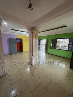 2chbre Appartement dans Evans, Mongo-Mpoukou à Vendre