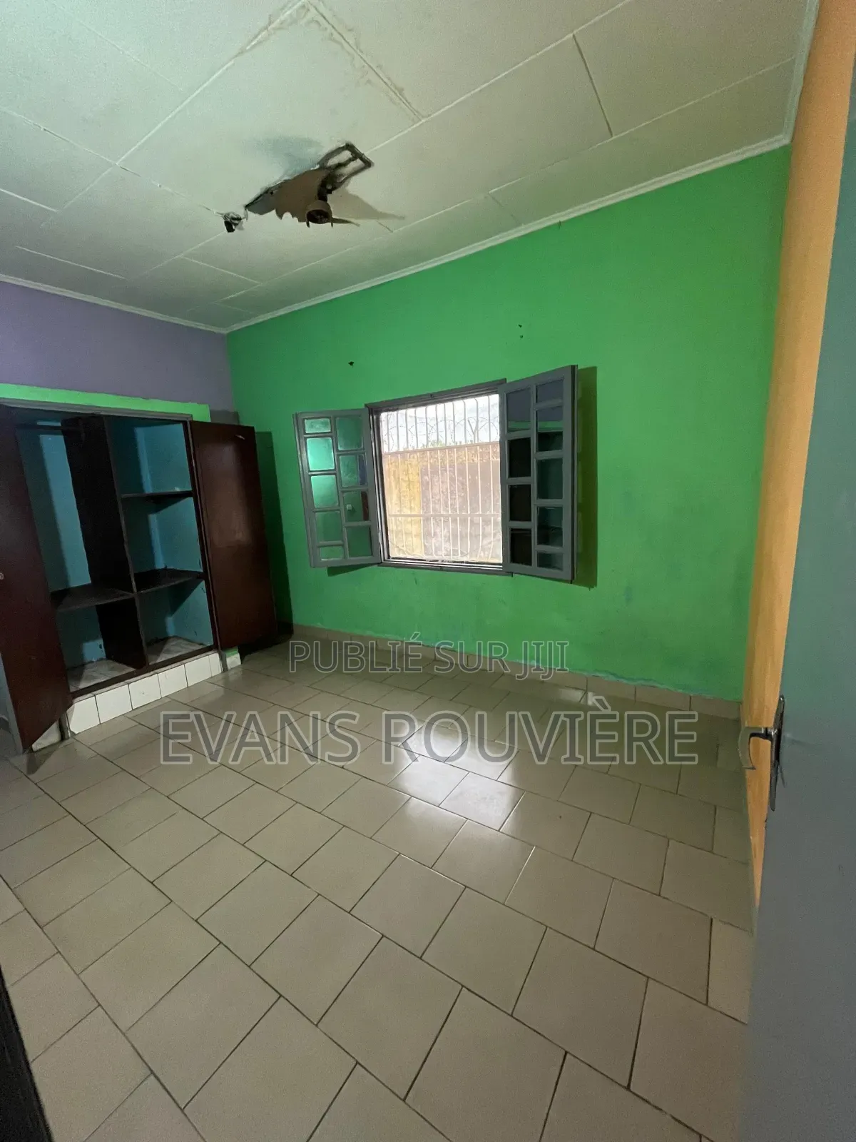 2chbre Appartement dans Evans, Mongo-Mpoukou à Vendre