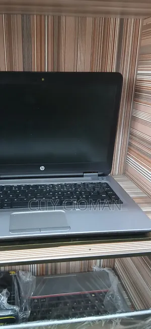 Nouveau HP ProBook 640 G2 8GB Intel Core i5 HDD+SSD 500GB