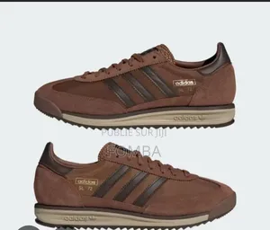 Basket Adidas Neuf À 25000