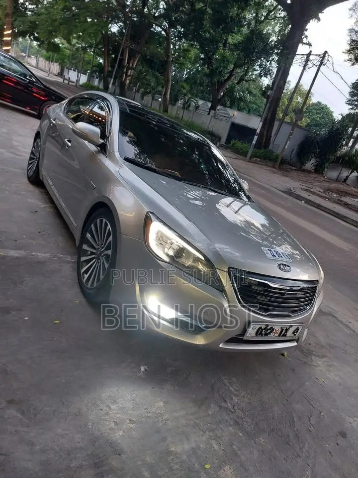 Kia K5 2.0 500h 2018 Noir