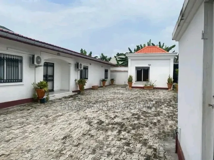 4chbre Villa dans Brayann Ngoma, Ngoyo à Louer
