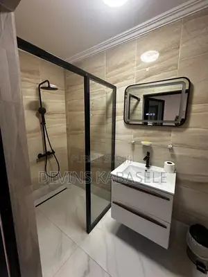 Meublé 1chbre Appartement-terrasse dans Airness House, Moungali à Louer