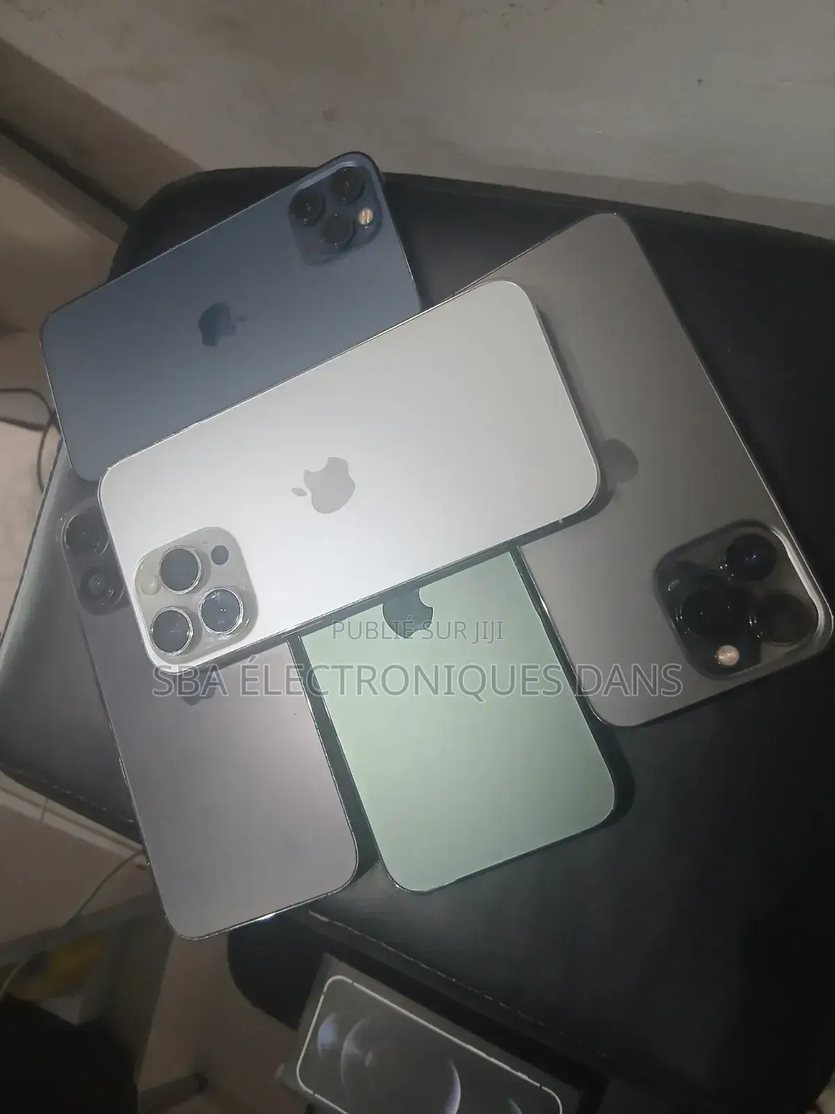 Apple iPhone 11 64 GB Argenté