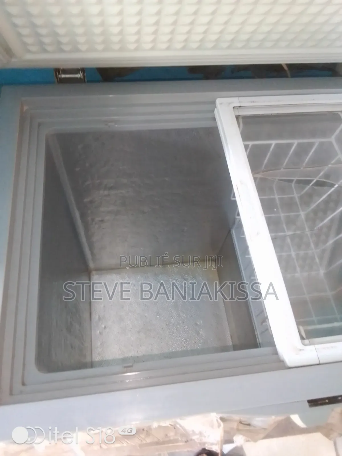 Congélateur À Vendre Contacter Ce Numéro