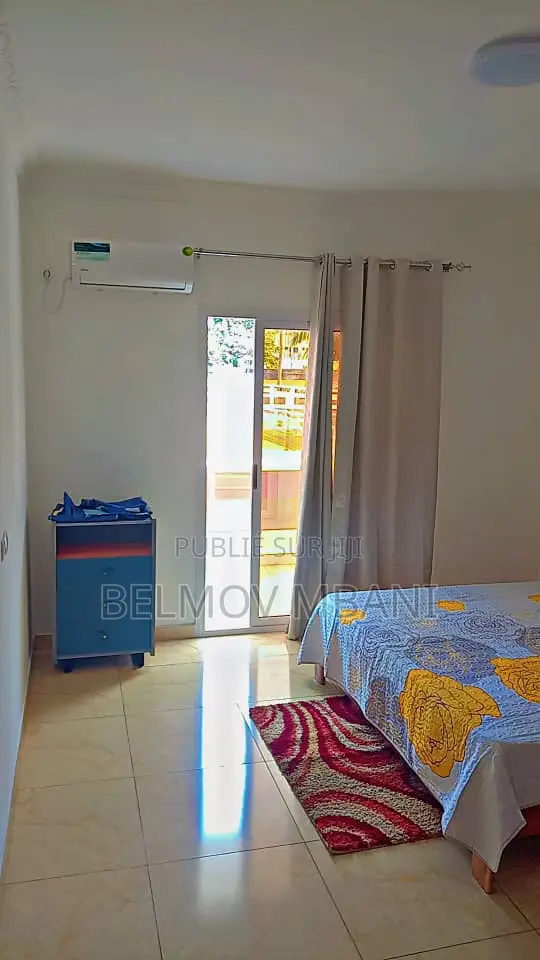 Meublé 2chbre Appartement dans Appartement Meublé, Lumumba à Louer