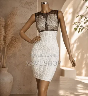 Robe Glamour Aux Reflets Dorés