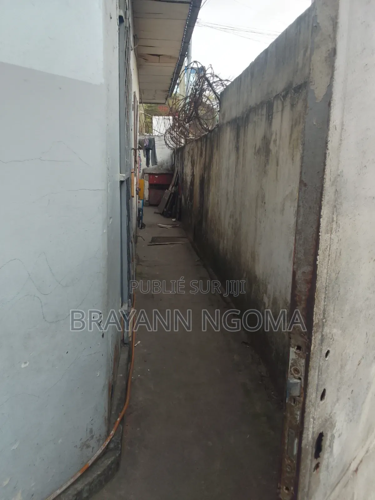 Parcelle Commercial a Vendre Quartier Songolo