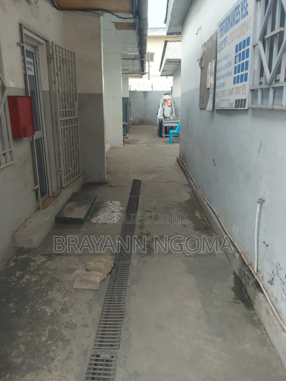 Parcelle Commercial a Vendre Quartier Songolo