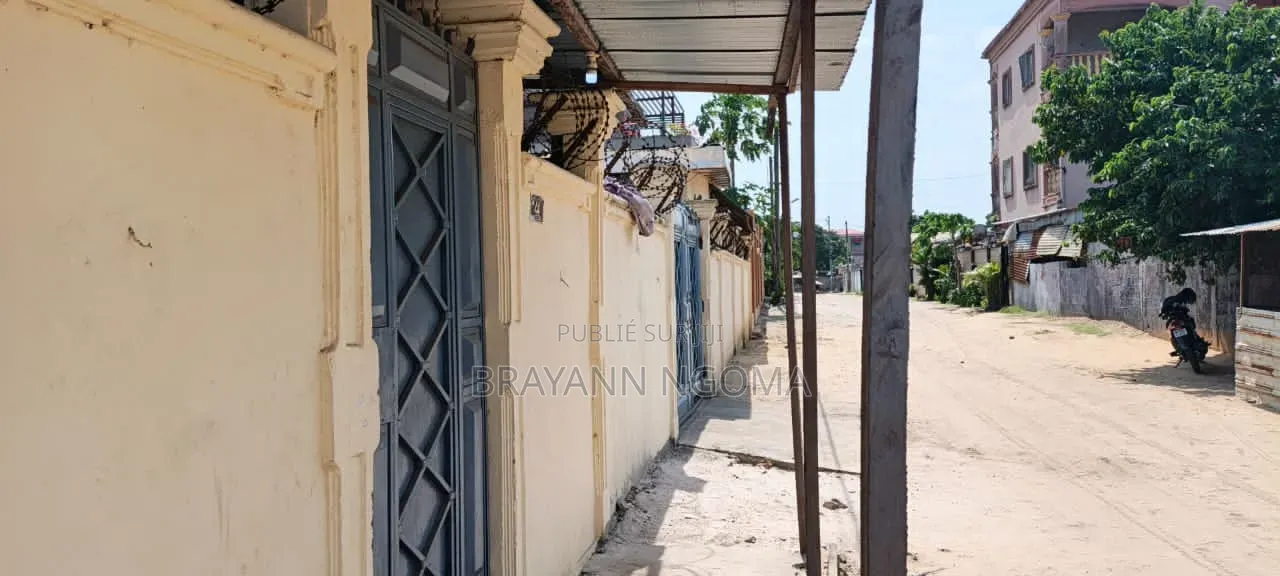 Parcelle Commercial a Vendre Quartier Faubourg