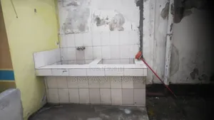 Parcelle Commercial a Vendre Sup 600m2 Quartier Songolo