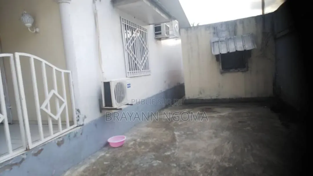 Parcelle Commercial a Vendre Sup 600m2 Quartier Songolo