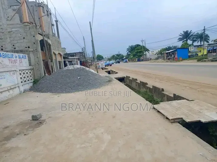 Parcelle a Vendre Sup 470m2 Quartier l'Entrée Siafoumou