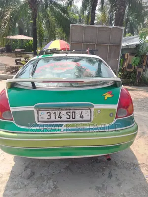 Toyota Corolla 2016 Vert