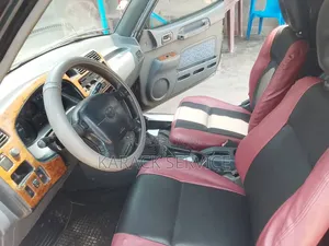 Toyota RAV4 2017 Noir Mat