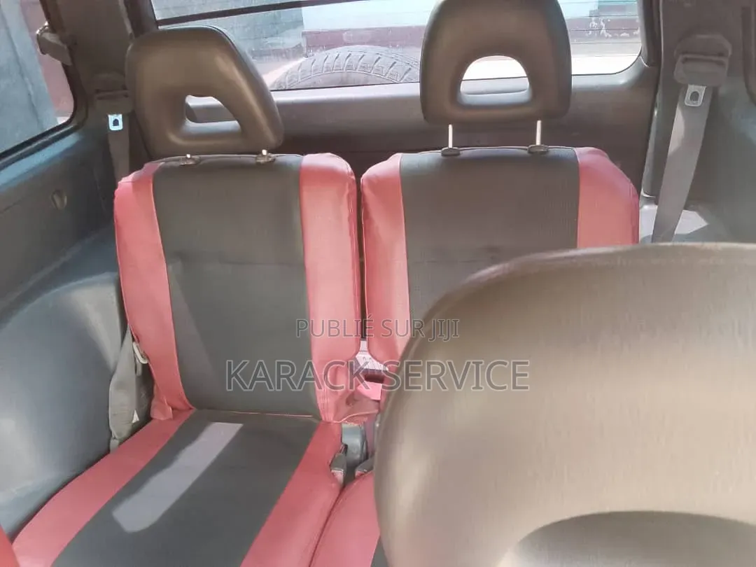 Toyota RAV4 2017 Noir Mat