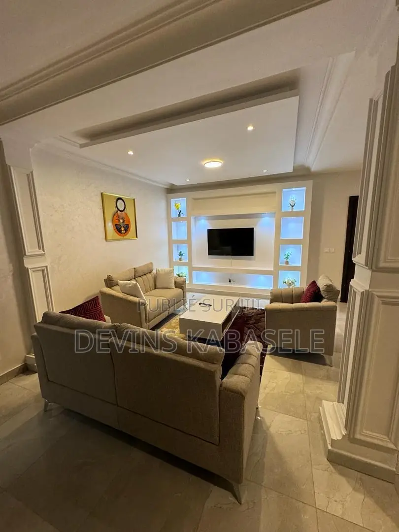 Meublé 2chbre Appartement dans Airness House, Moungali à Louer