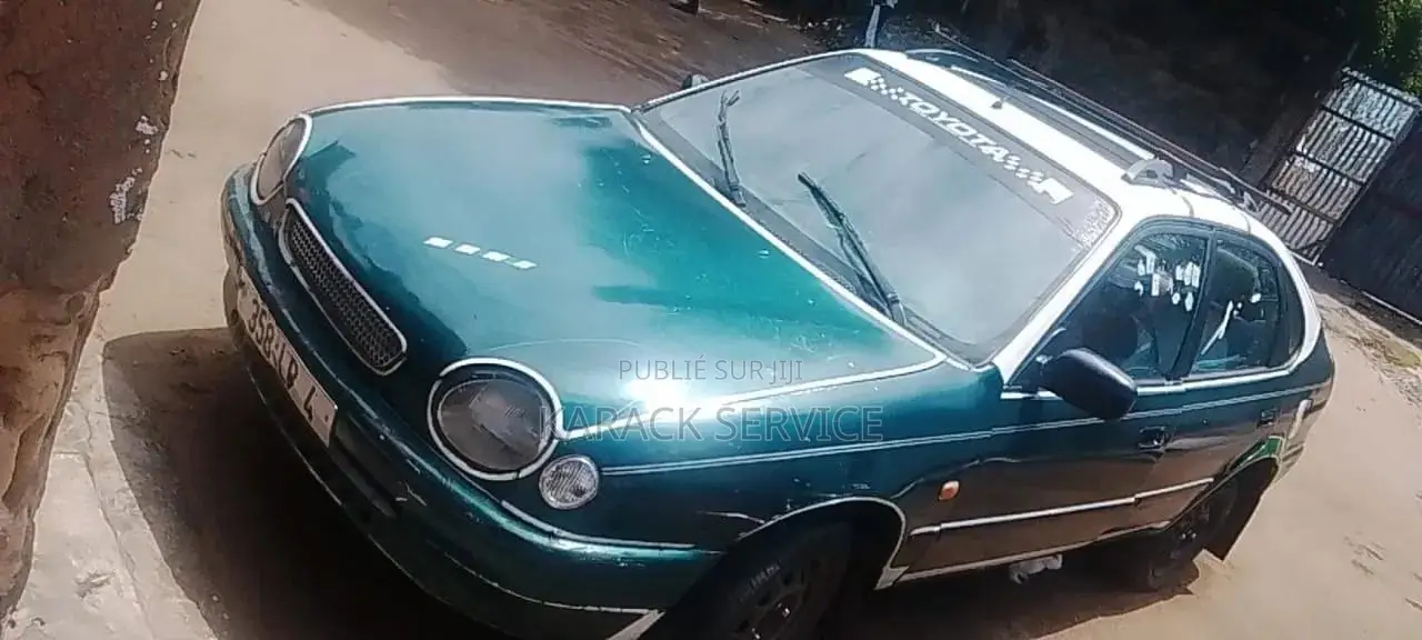 Toyota Corolla 2017 Vert