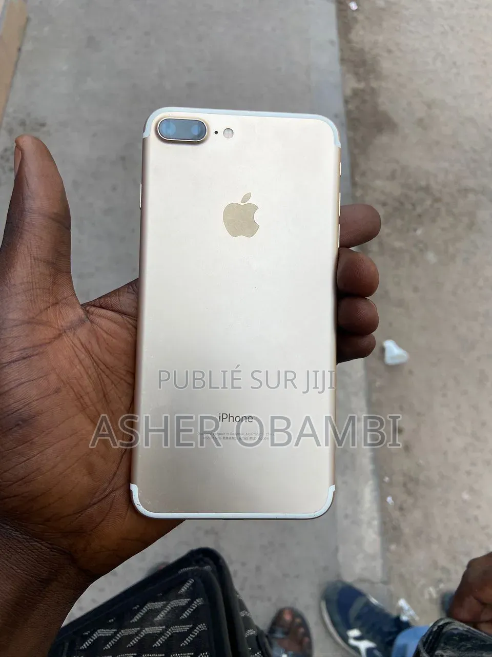 Nouveau Apple iPhone 7 Plus 128 GB Doré