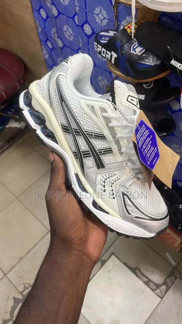 Asics Kayano