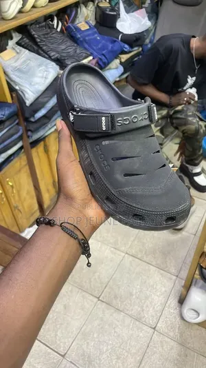Crocs Street