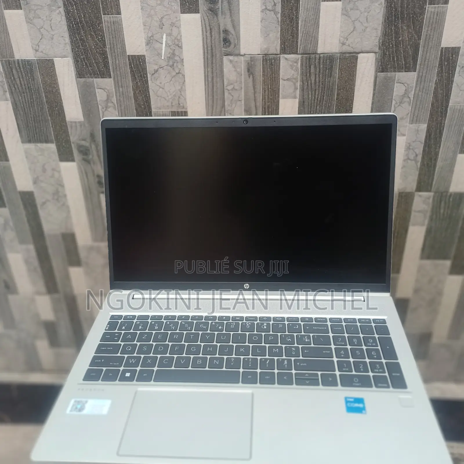 Nouveau Ordinateur portable HP ProBook 450 8GB Intel Core i5 SSD 512GB