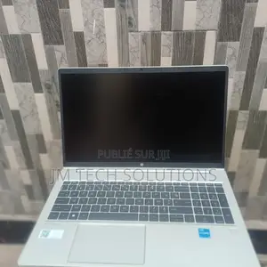 Nouveau Ordinateur portable HP ProBook 450 8GB Intel Core i5 SSD 512GB