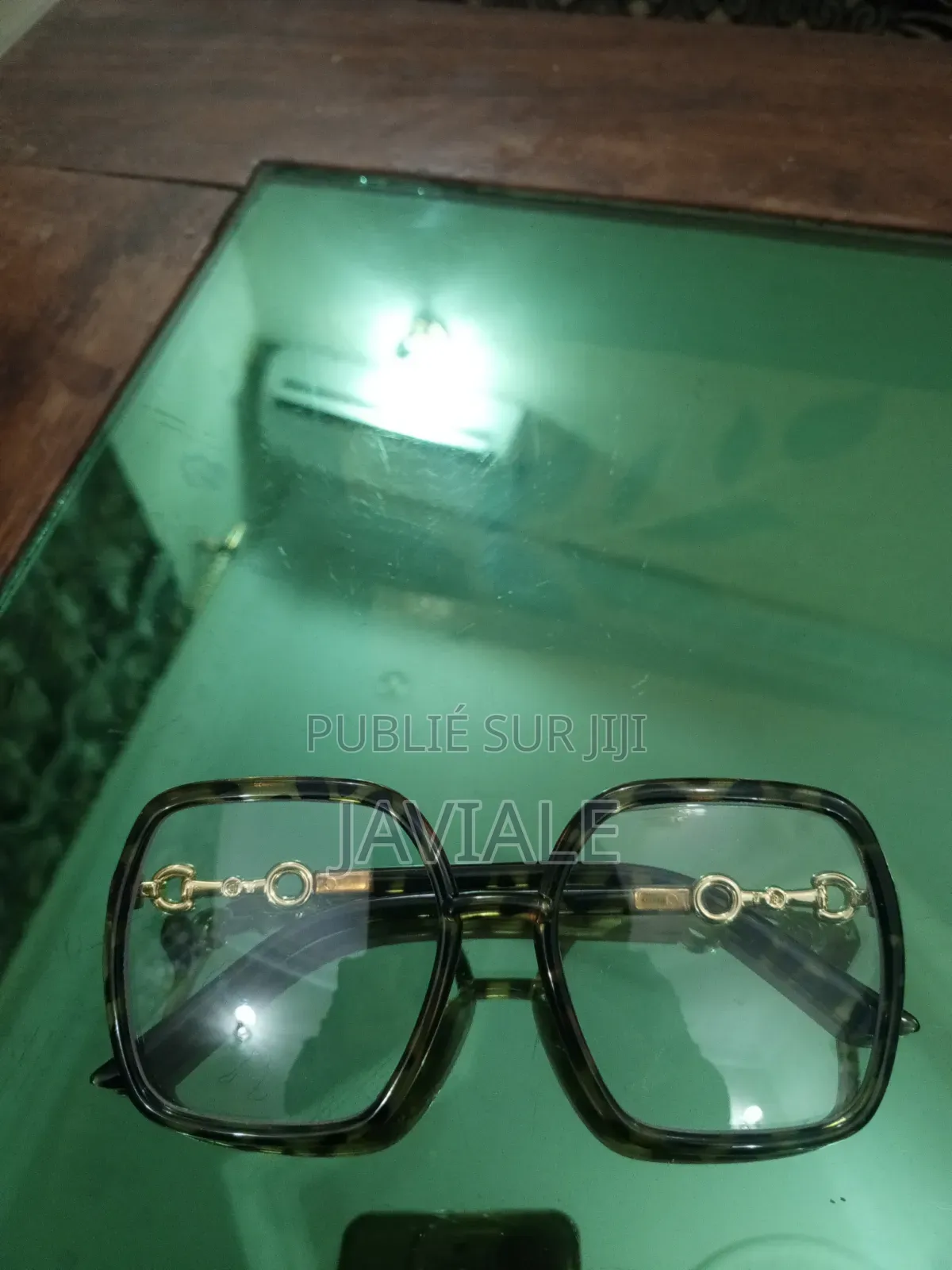 Lunettes De Bonne Qualité À 2000, 1500 Fcfa
