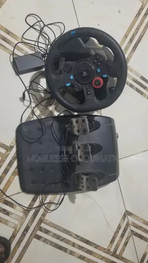 Volant Gaming Logitech Type (G29) Avec Pédaliers