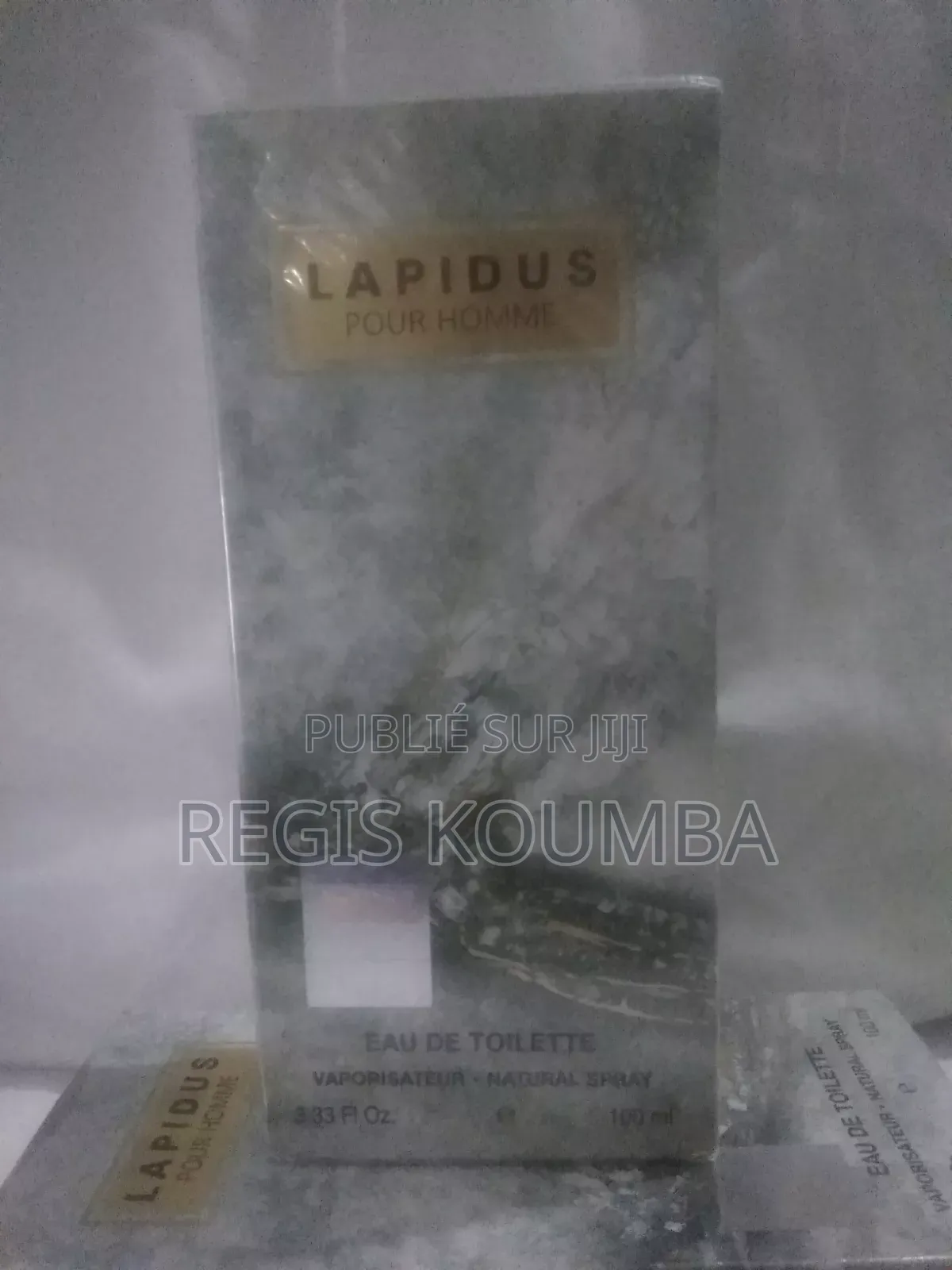 Parfums De Qualité.