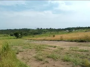 Bloc ( 10 Parcelles) À Vendre