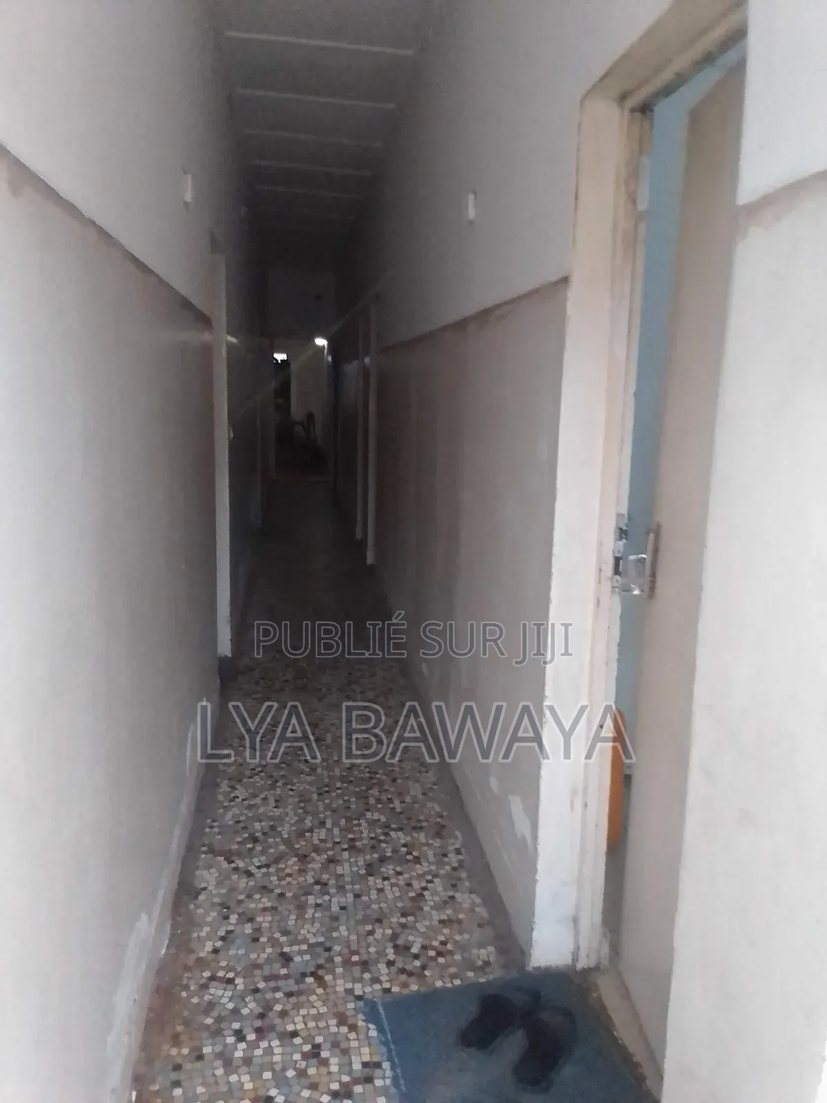 2chbre Maison de ville/terrasse dans Aps Immo Luxueux, Poto-Poto