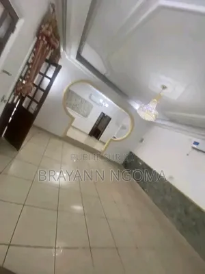 1chbre Chambre et salon dans Lumumba à Louer