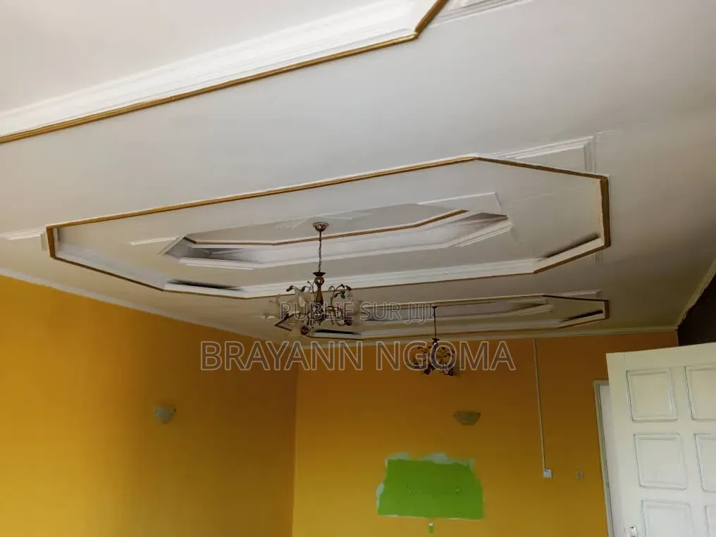 3chbre Appartement dans Loandjili à Louer