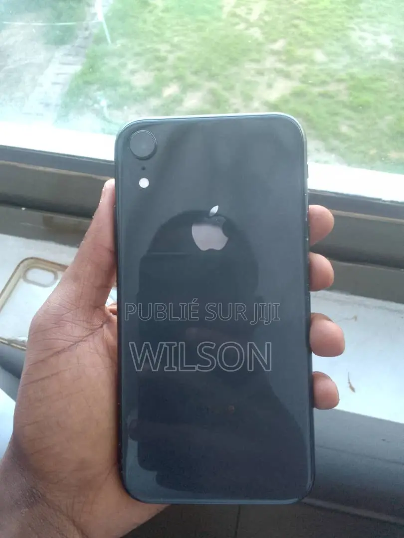 Nouveau Apple iPhone XR 64 GB Noir