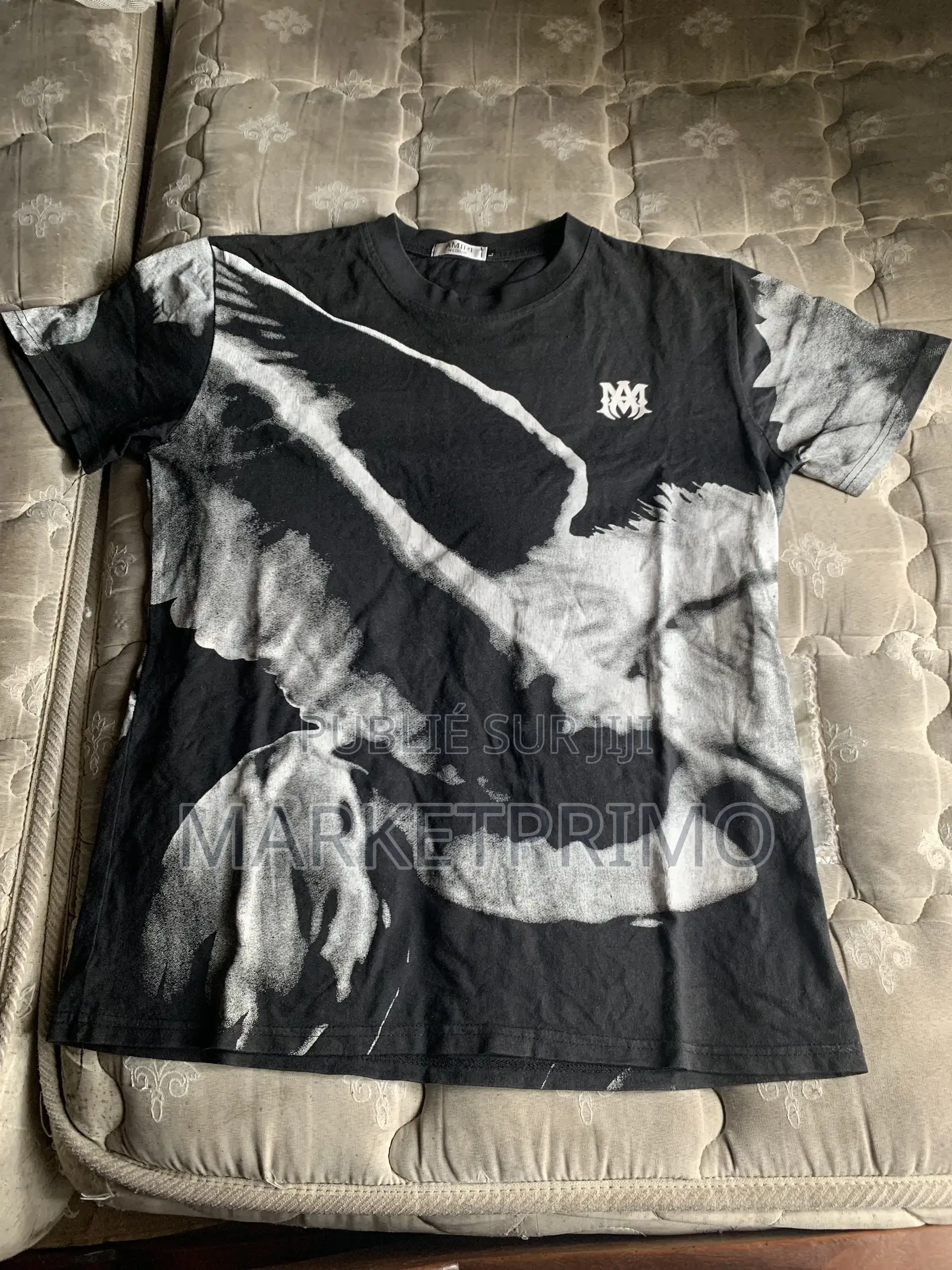 T-Shirt Noir Design Artistique